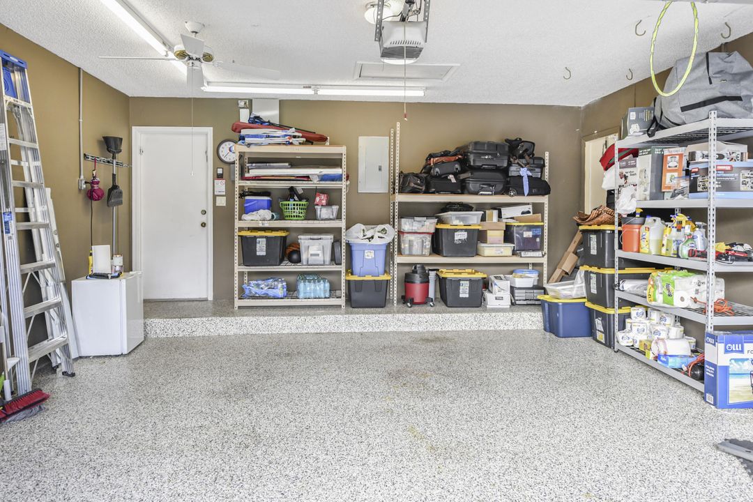 На продажу: $640,000 (3 спален, 2 ванн, 1860 Квадратных фут)