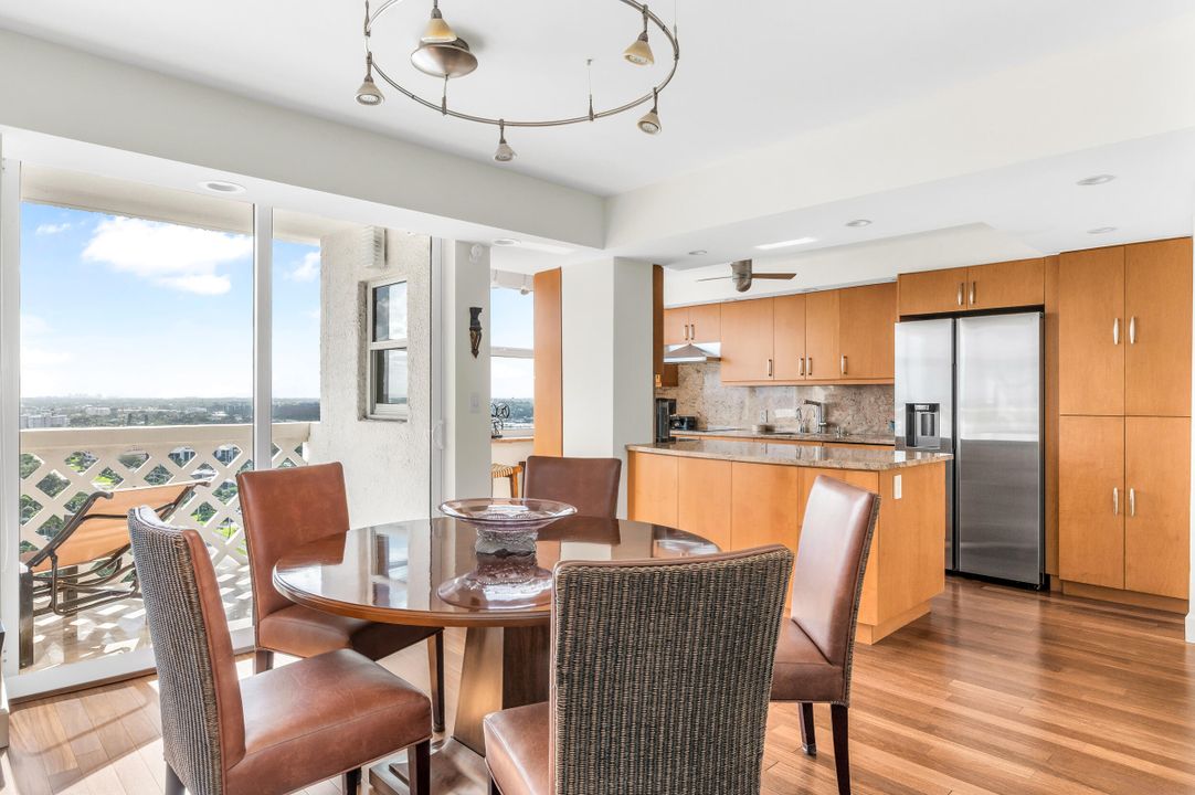 En Venta: $695,000 (2 camas, 2 baños, 1230 Pies cuadrados)