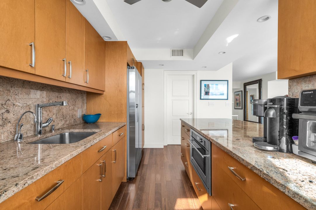 En Venta: $695,000 (2 camas, 2 baños, 1230 Pies cuadrados)