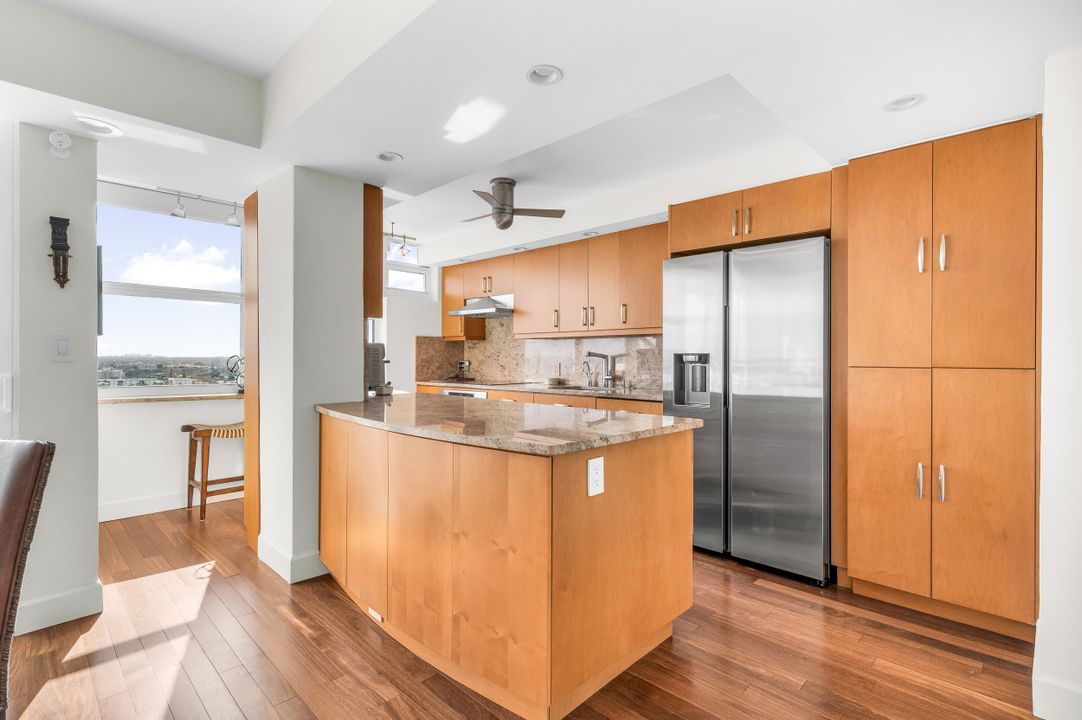 En Venta: $695,000 (2 camas, 2 baños, 1230 Pies cuadrados)