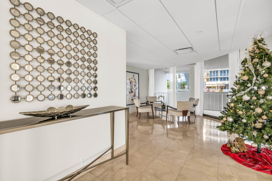 En Venta: $695,000 (2 camas, 2 baños, 1230 Pies cuadrados)