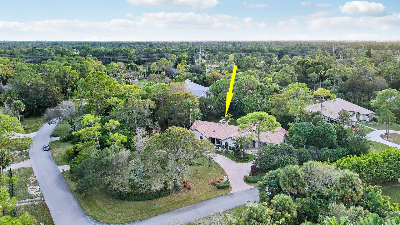 En Renta: $8,500 (4 camas, 2 baños, 2800 Pies cuadrados)