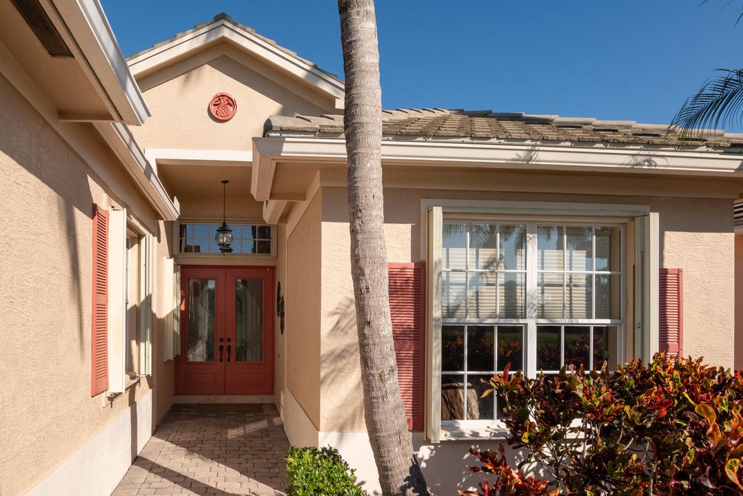 For Sale: $619,900 (3 beds, 2 baths, 2211 Square Feet)