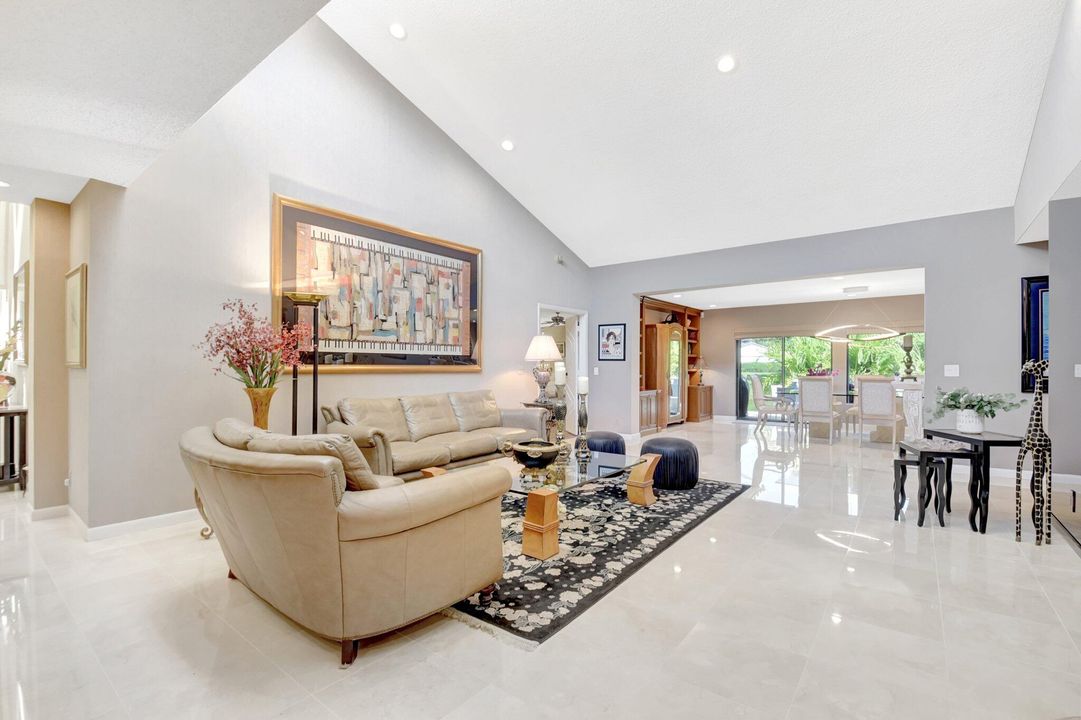 For Sale: $749,900 (3 beds, 3 baths, 3189 Square Feet)