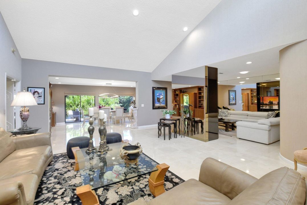 For Sale: $749,900 (3 beds, 3 baths, 3189 Square Feet)