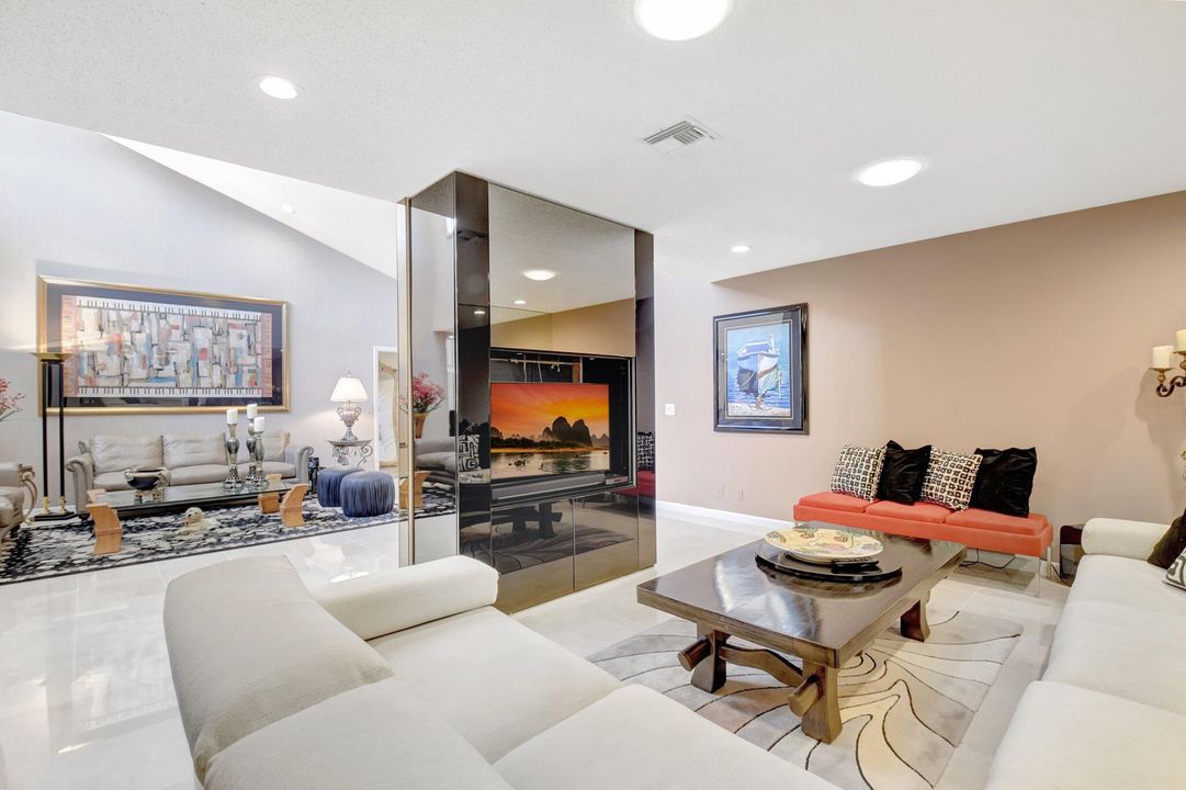 For Sale: $749,900 (3 beds, 3 baths, 3189 Square Feet)