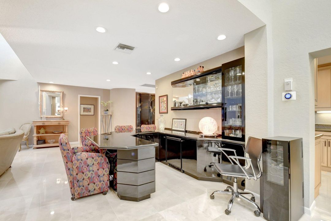 For Sale: $749,900 (3 beds, 3 baths, 3189 Square Feet)