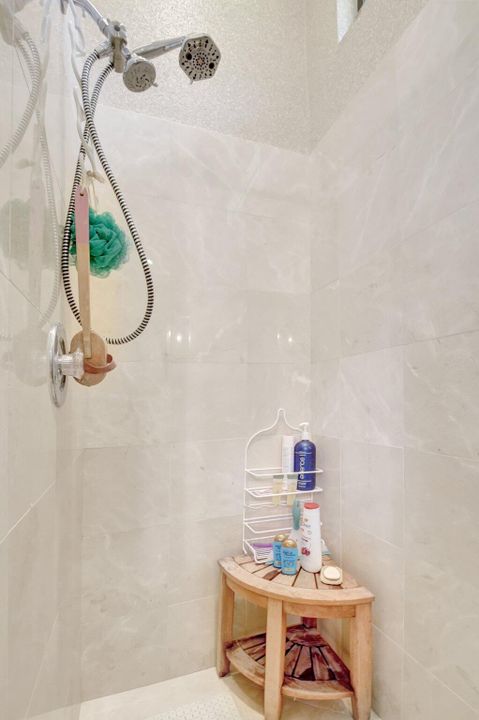 For Sale: $749,900 (3 beds, 3 baths, 3189 Square Feet)