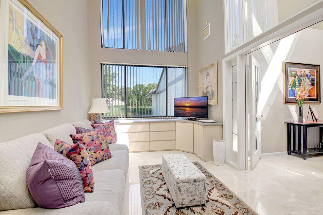 For Sale: $749,900 (3 beds, 3 baths, 3189 Square Feet)