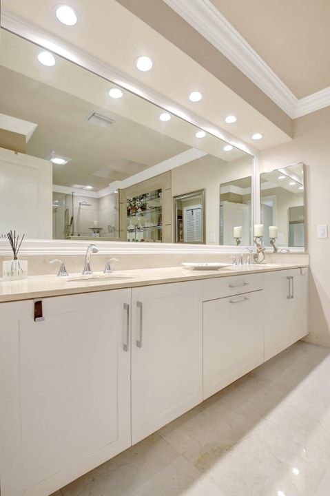 For Sale: $749,900 (3 beds, 3 baths, 3189 Square Feet)