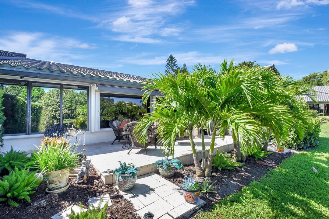 For Sale: $749,900 (3 beds, 3 baths, 3189 Square Feet)