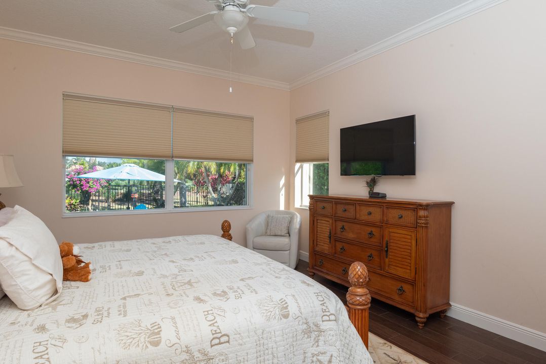 For Sale: $619,900 (3 beds, 2 baths, 2211 Square Feet)