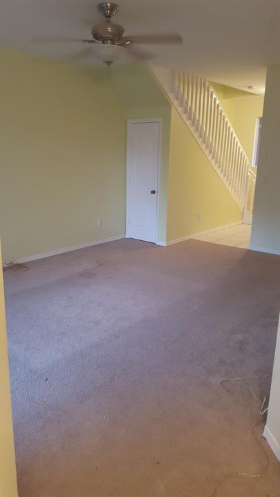 For Rent: $2,400 (2 beds, 2 baths, 1652 Square Feet)