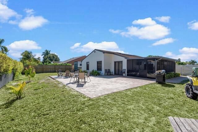 En Venta: $515,000 (4 camas, 2 baños, 1142 Pies cuadrados)