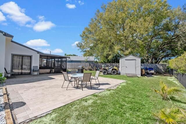 En Venta: $515,000 (4 camas, 2 baños, 1142 Pies cuadrados)