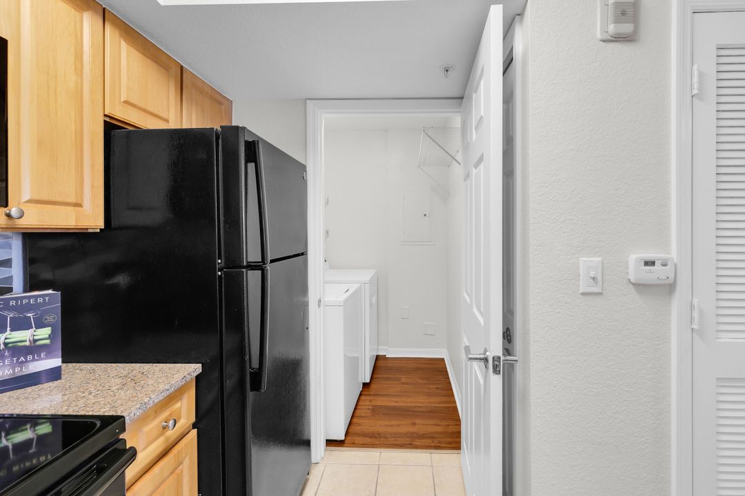 待售: $1,700,000 (0 贝兹, 0 浴室, 1238 平方英尺)