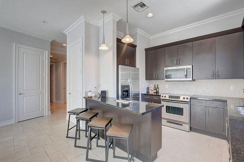 En Venta: $777,000 (2 camas, 2 baños, 1277 Pies cuadrados)