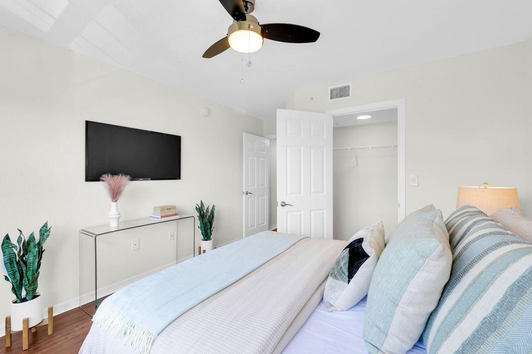 待售: $3,400,000 (0 贝兹, 0 浴室, 1238 平方英尺)