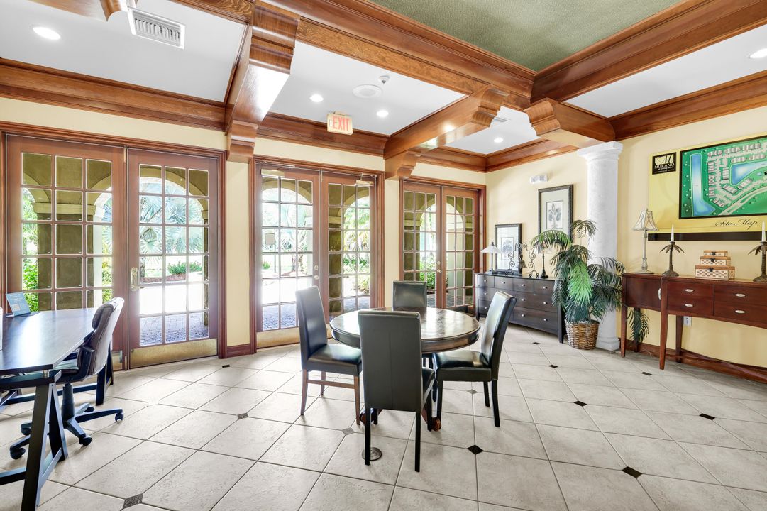 待售: $3,400,000 (0 贝兹, 0 浴室, 1238 平方英尺)