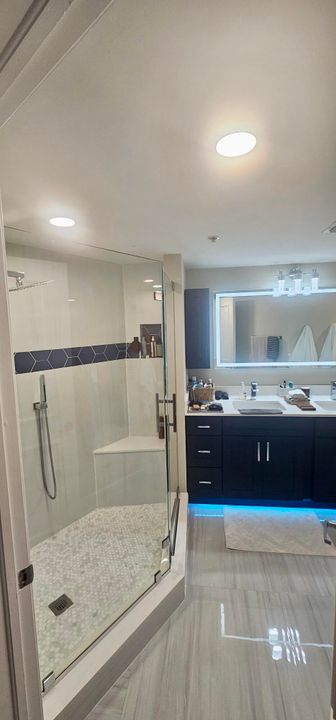 En Renta: $2,950 (2 camas, 2 baños, 1200 Pies cuadrados)