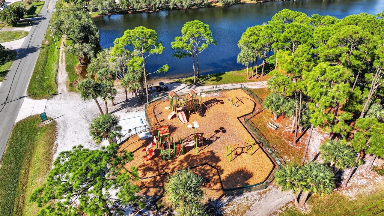 待售: $365,000 (3 贝兹, 2 浴室, 1454 平方英尺)