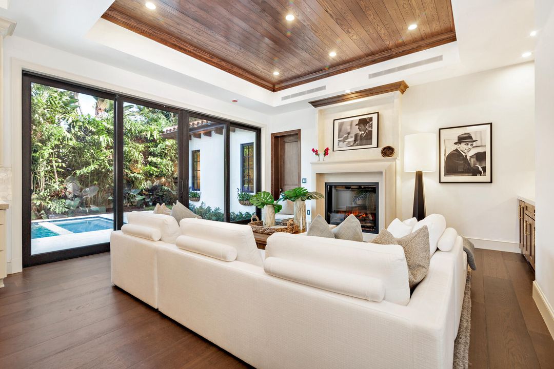 待售: $6,495,000 (6 贝兹, 5 浴室, 3613 平方英尺)