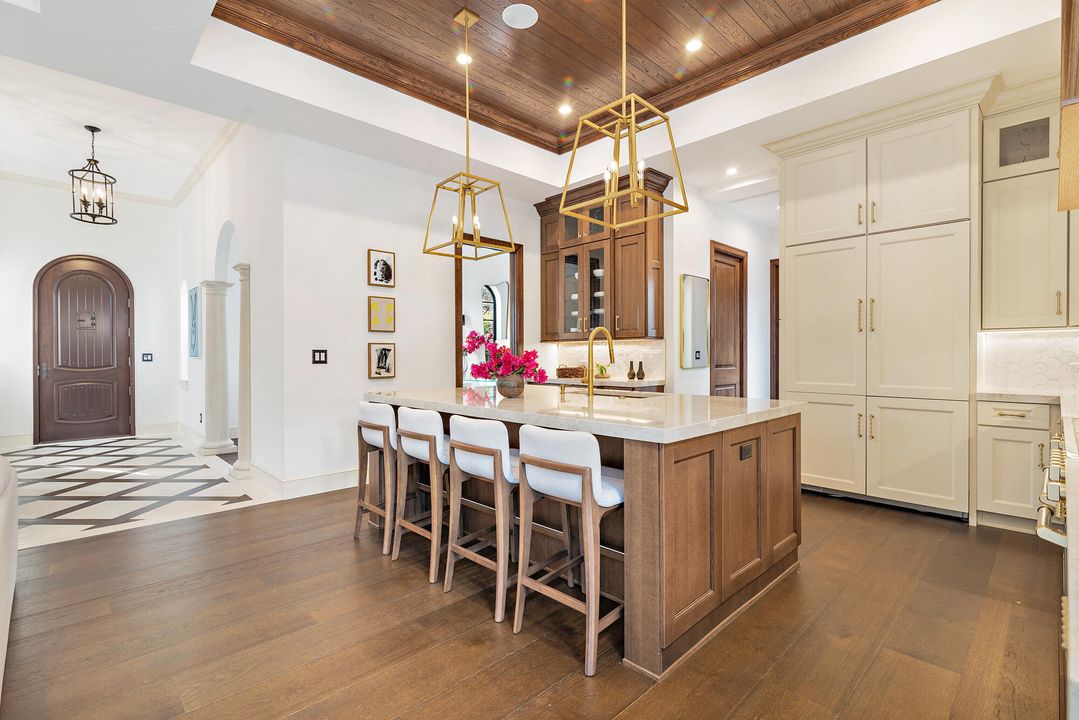 待售: $6,495,000 (6 贝兹, 5 浴室, 3613 平方英尺)