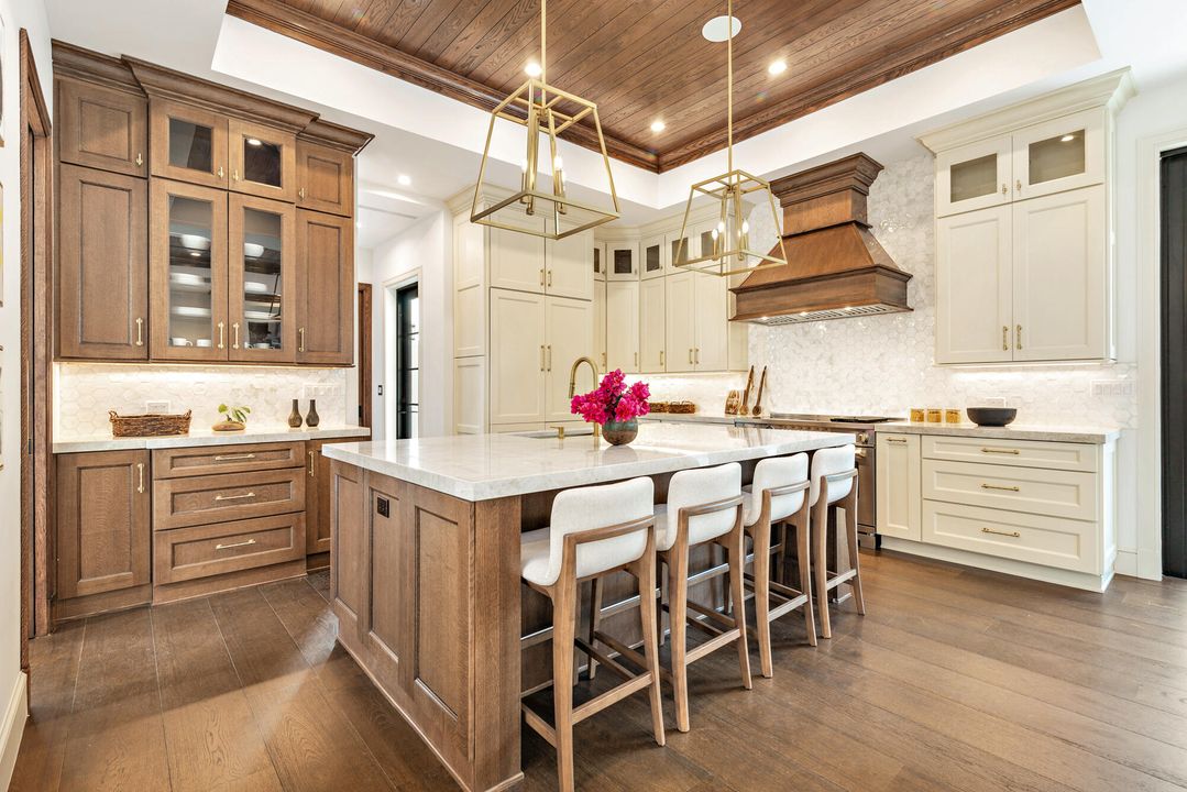 待售: $6,495,000 (6 贝兹, 5 浴室, 3613 平方英尺)