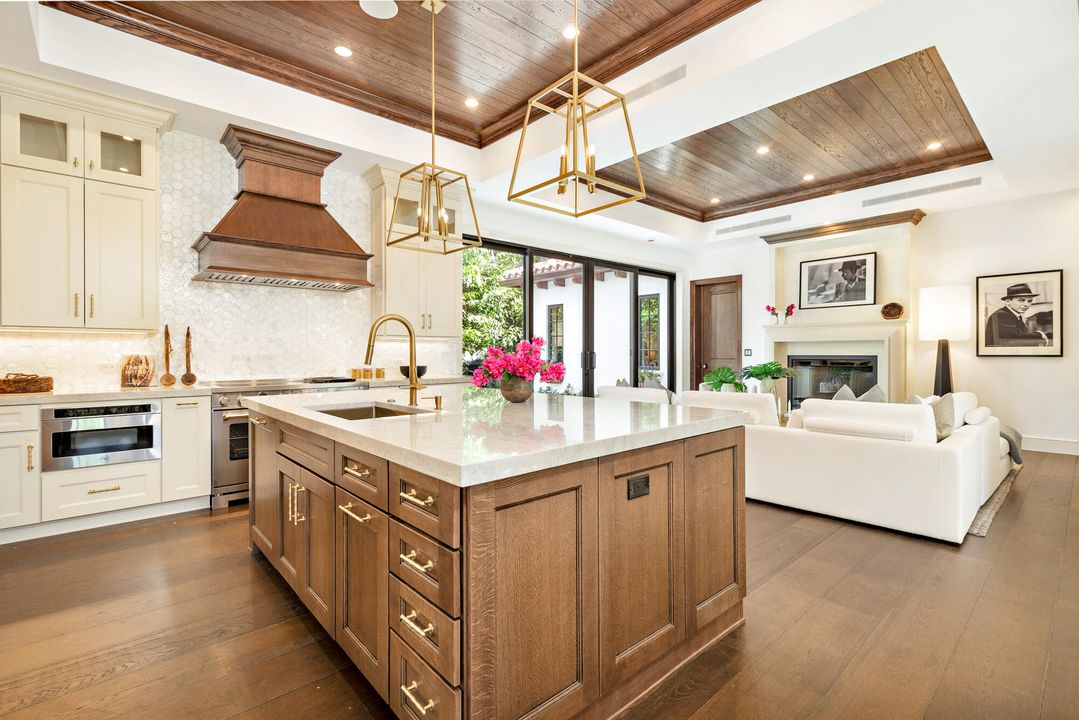 待售: $6,495,000 (6 贝兹, 5 浴室, 3613 平方英尺)