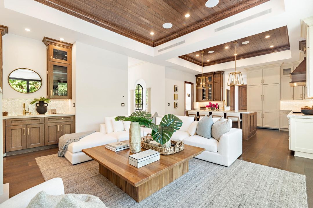 待售: $6,495,000 (6 贝兹, 5 浴室, 3613 平方英尺)