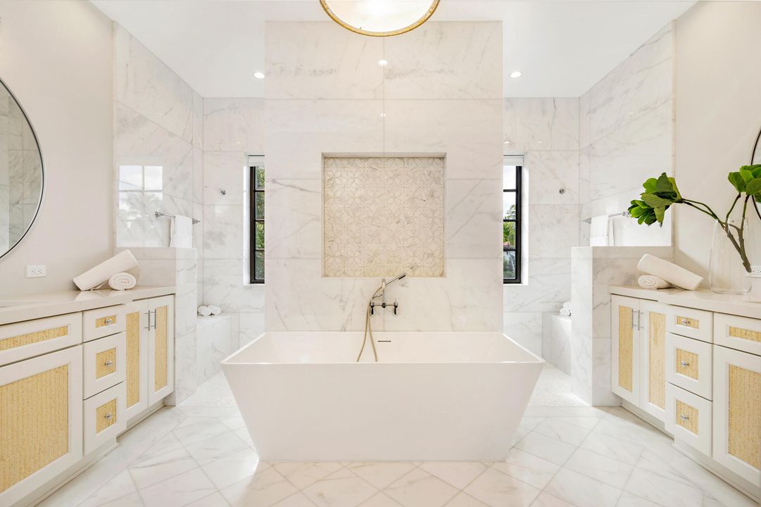 待售: $6,495,000 (6 贝兹, 5 浴室, 3613 平方英尺)