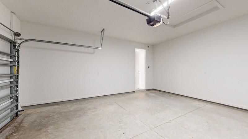 En Venta: $465,000 (4 camas, 3 baños, 1998 Pies cuadrados)