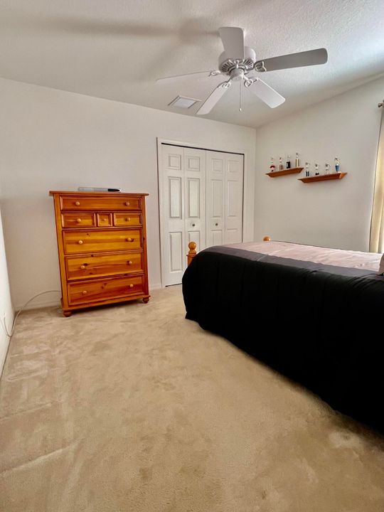 En Venta: $374,900 (3 camas, 2 baños, 1678 Pies cuadrados)