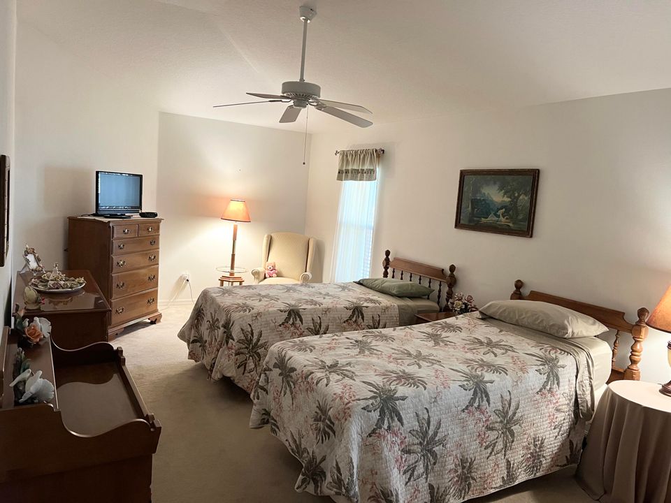 En Venta: $374,900 (3 camas, 2 baños, 1678 Pies cuadrados)