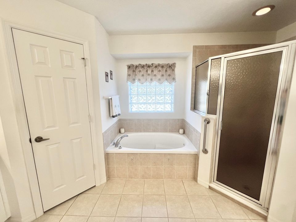 En Venta: $374,900 (3 camas, 2 baños, 1678 Pies cuadrados)