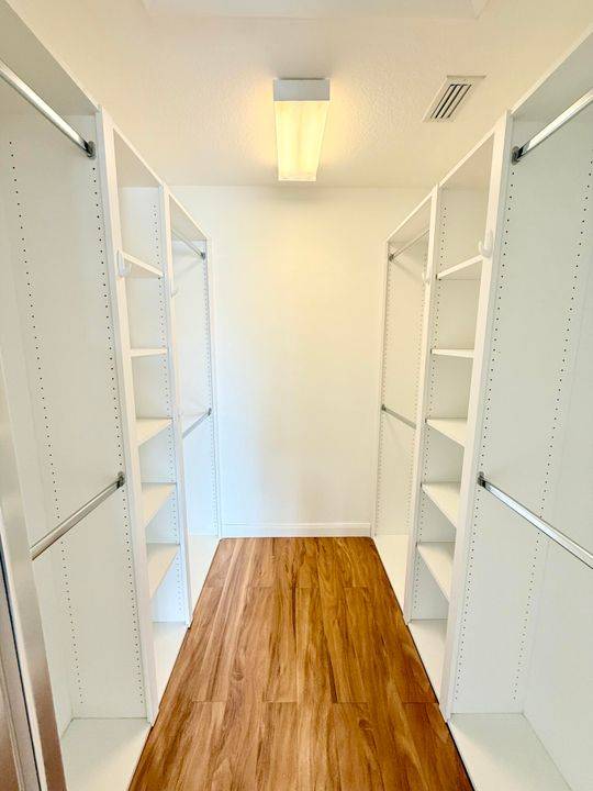 For Rent: $3,250 (2 beds, 2 baths, 1680 Square Feet)