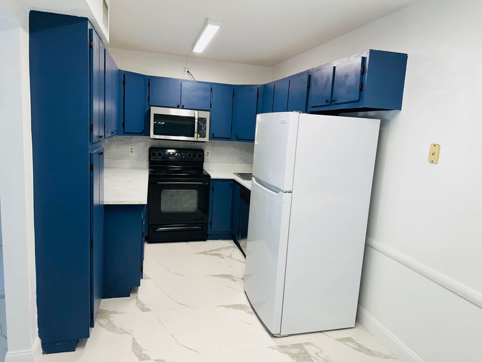 For Sale: $260,000 (3 beds, 2 baths, 1462 Square Feet)