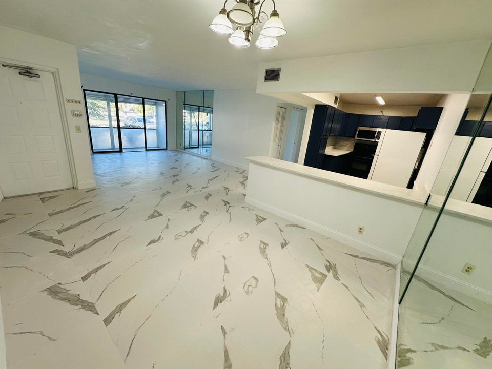 For Sale: $260,000 (3 beds, 2 baths, 1462 Square Feet)