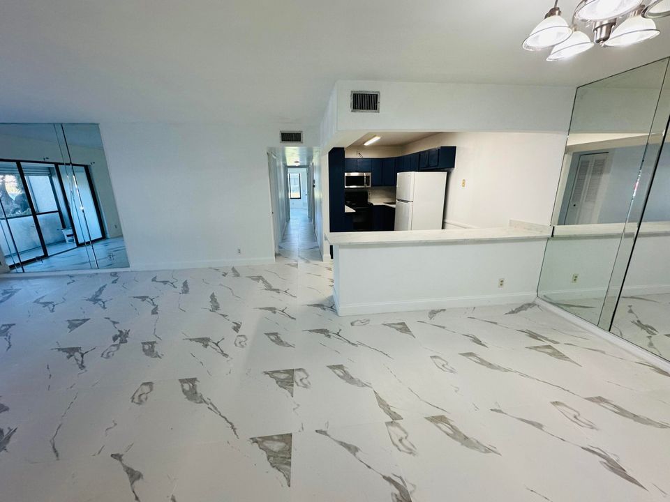 For Sale: $260,000 (3 beds, 2 baths, 1462 Square Feet)