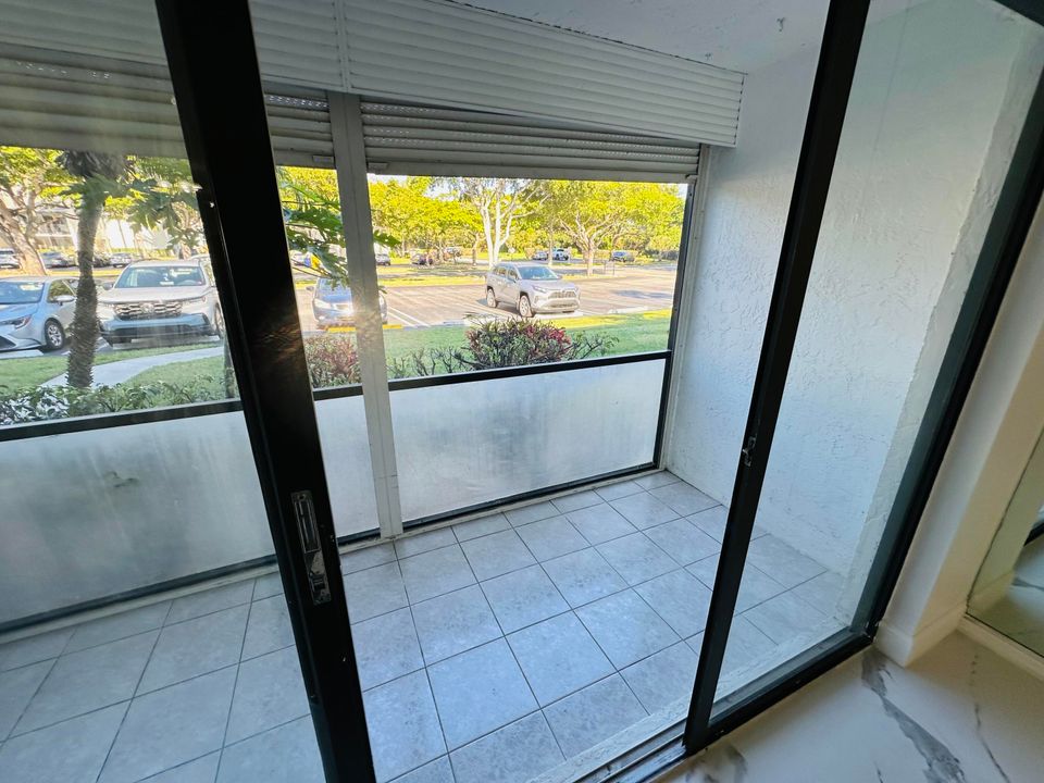 For Sale: $260,000 (3 beds, 2 baths, 1462 Square Feet)