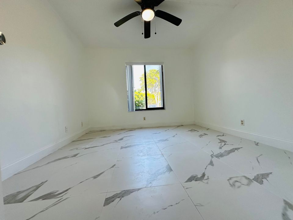 For Sale: $260,000 (3 beds, 2 baths, 1462 Square Feet)