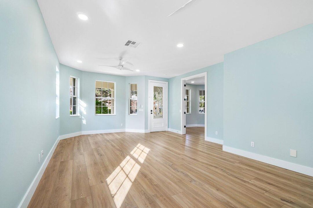 For Sale: $1,399,000 (4 beds, 3 baths, 2837 Square Feet)