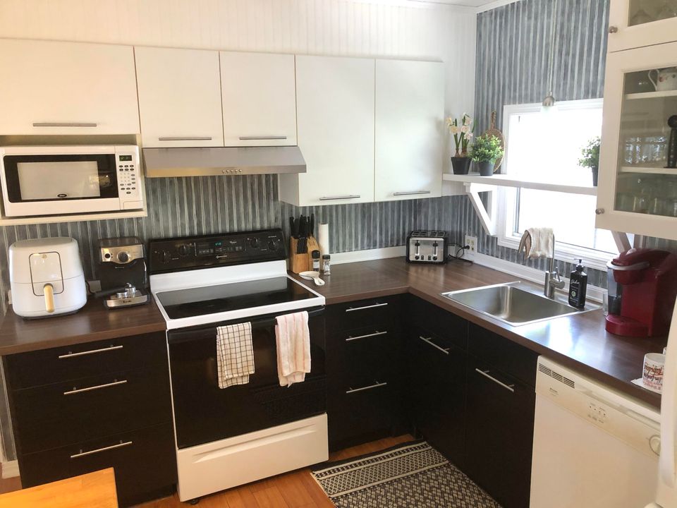 待售: $125,000 (2 贝兹, 2 浴室, 850 平方英尺)