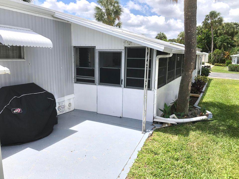 待售: $125,000 (2 贝兹, 2 浴室, 850 平方英尺)