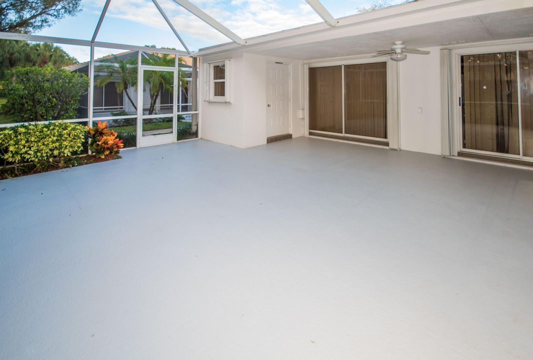 For Sale: $379,000 (2 beds, 2 baths, 1152 Square Feet)