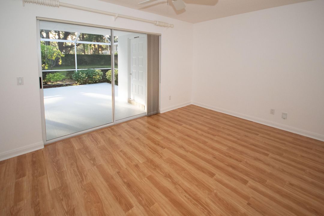 For Sale: $379,000 (2 beds, 2 baths, 1152 Square Feet)