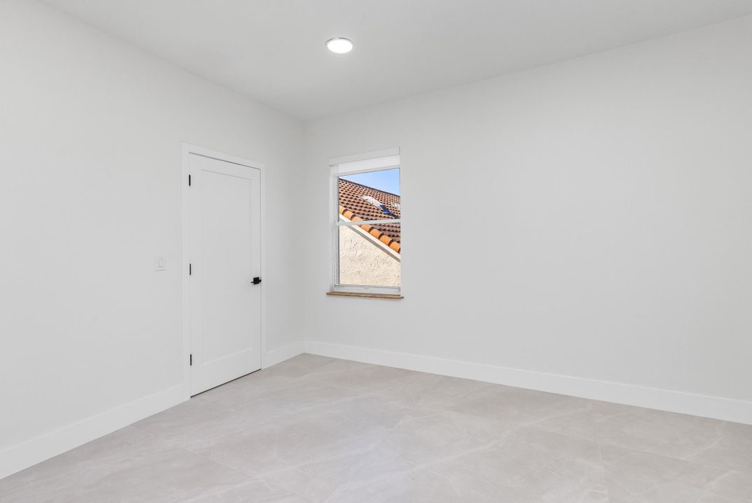 En Venta: $2,750,000 (7 camas, 5 baños, 6000 Pies cuadrados)