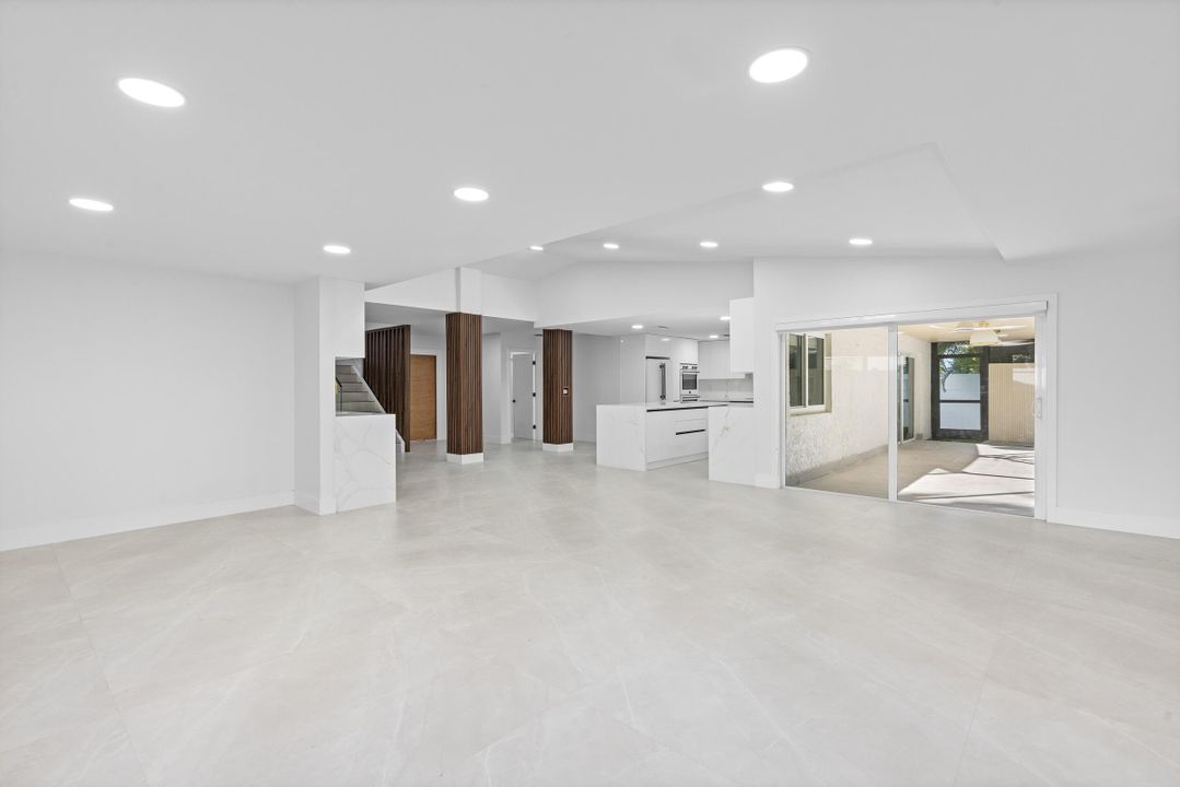 En Venta: $2,750,000 (7 camas, 5 baños, 6000 Pies cuadrados)