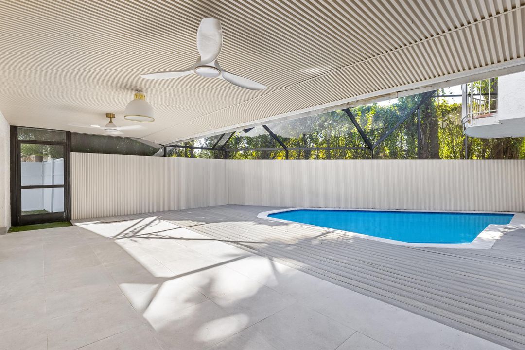 En Venta: $2,750,000 (7 camas, 5 baños, 6000 Pies cuadrados)