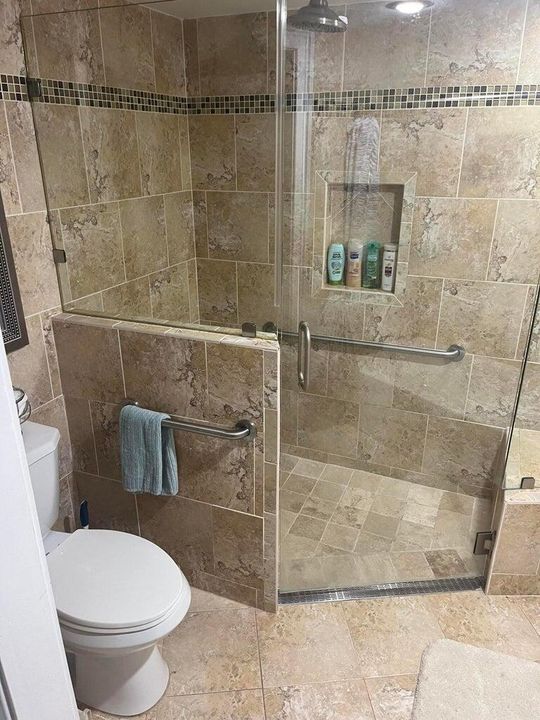 出租: $2,500 (2 贝兹, 2 浴室, 1335 平方英尺)